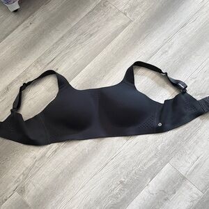 Victoria Secret sport bra 40 C